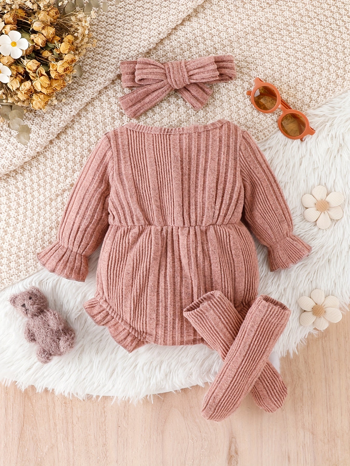 Ensemble 3 pièces bébé fille – Body à volants dentelle + bandeau + chaussettes