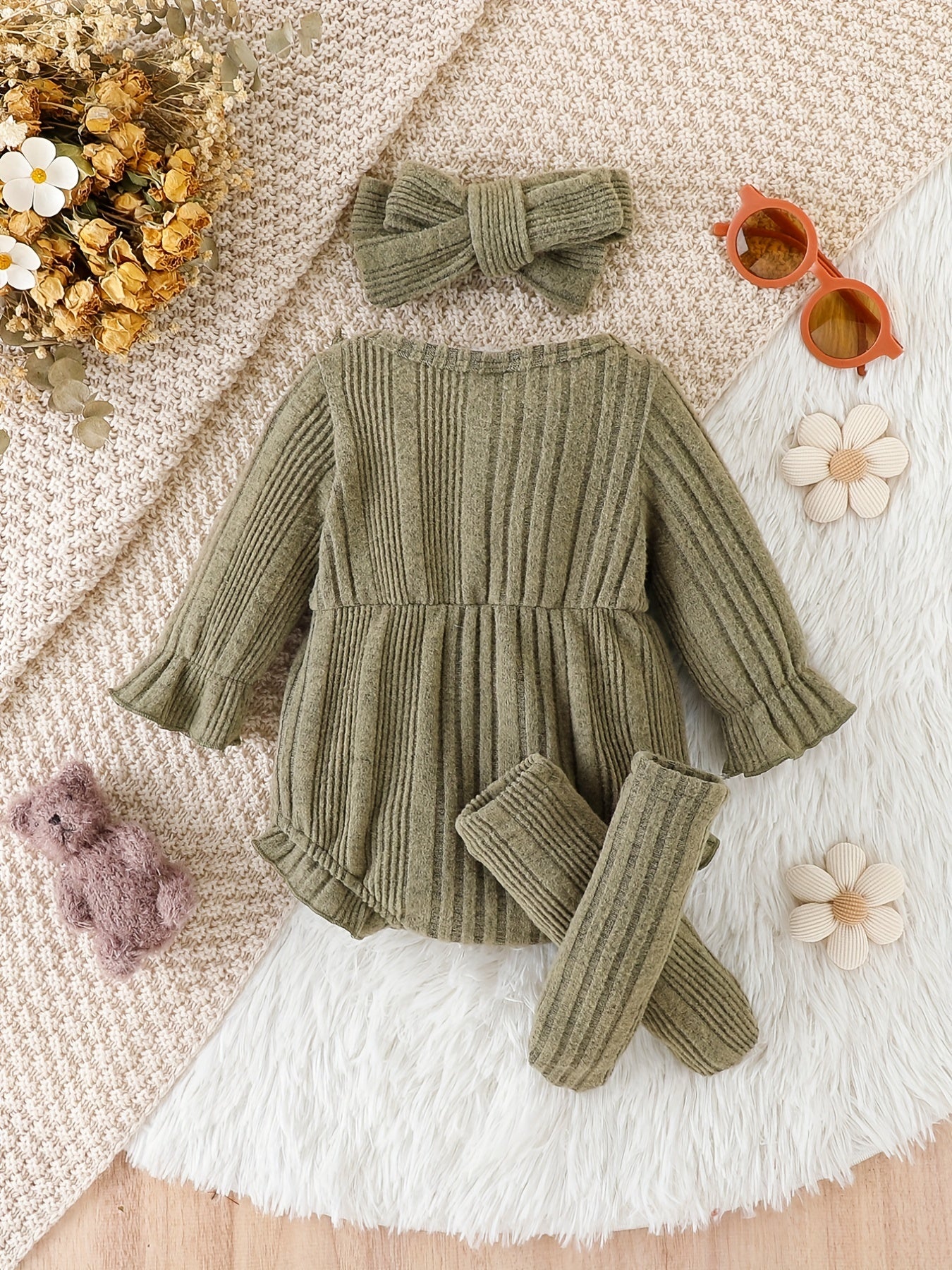 Ensemble 3 pièces bébé fille – Body à volants dentelle + bandeau + chaussettes