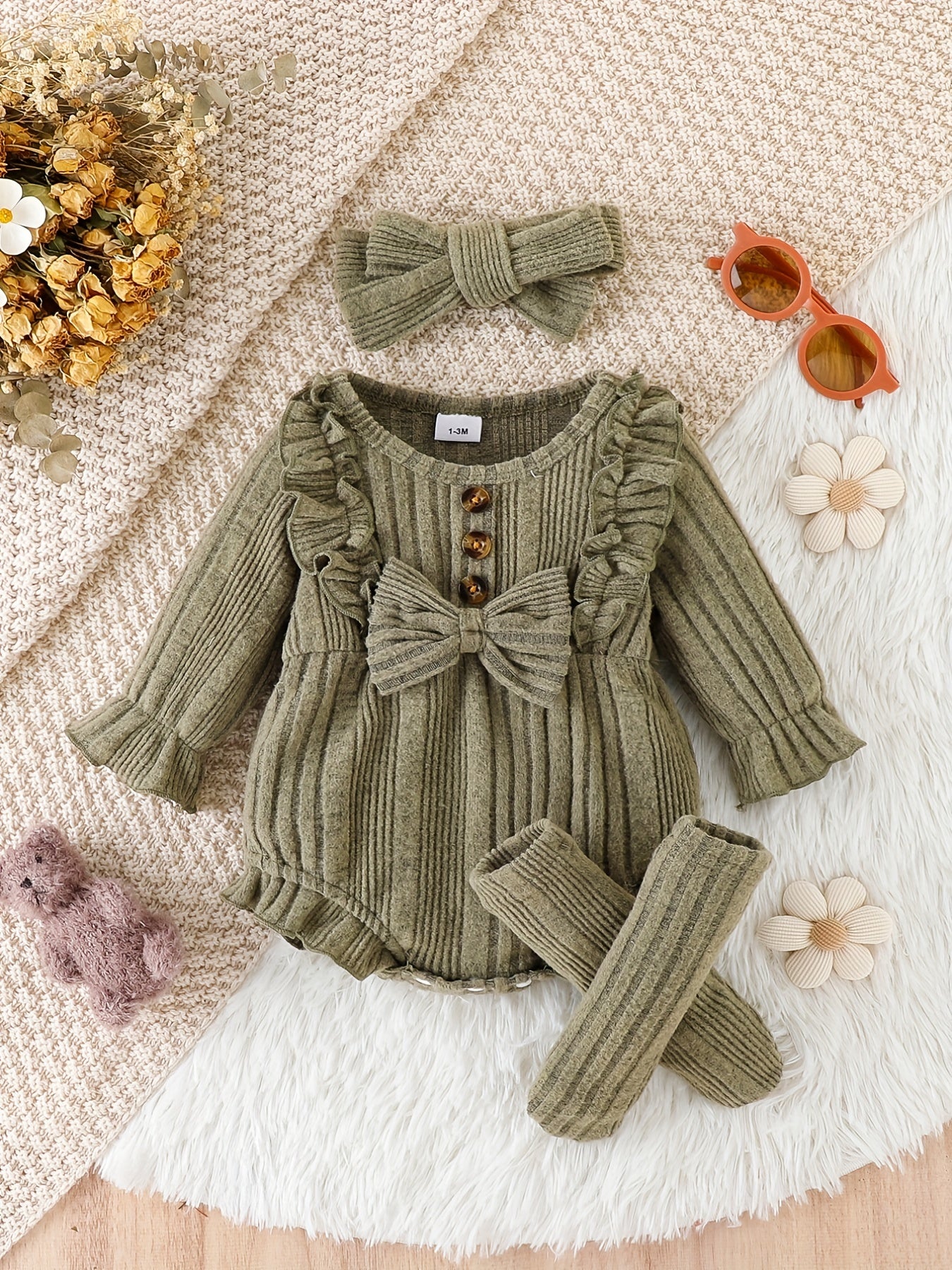 Ensemble 3 pièces bébé fille – Body à volants dentelle + bandeau + chaussettes
