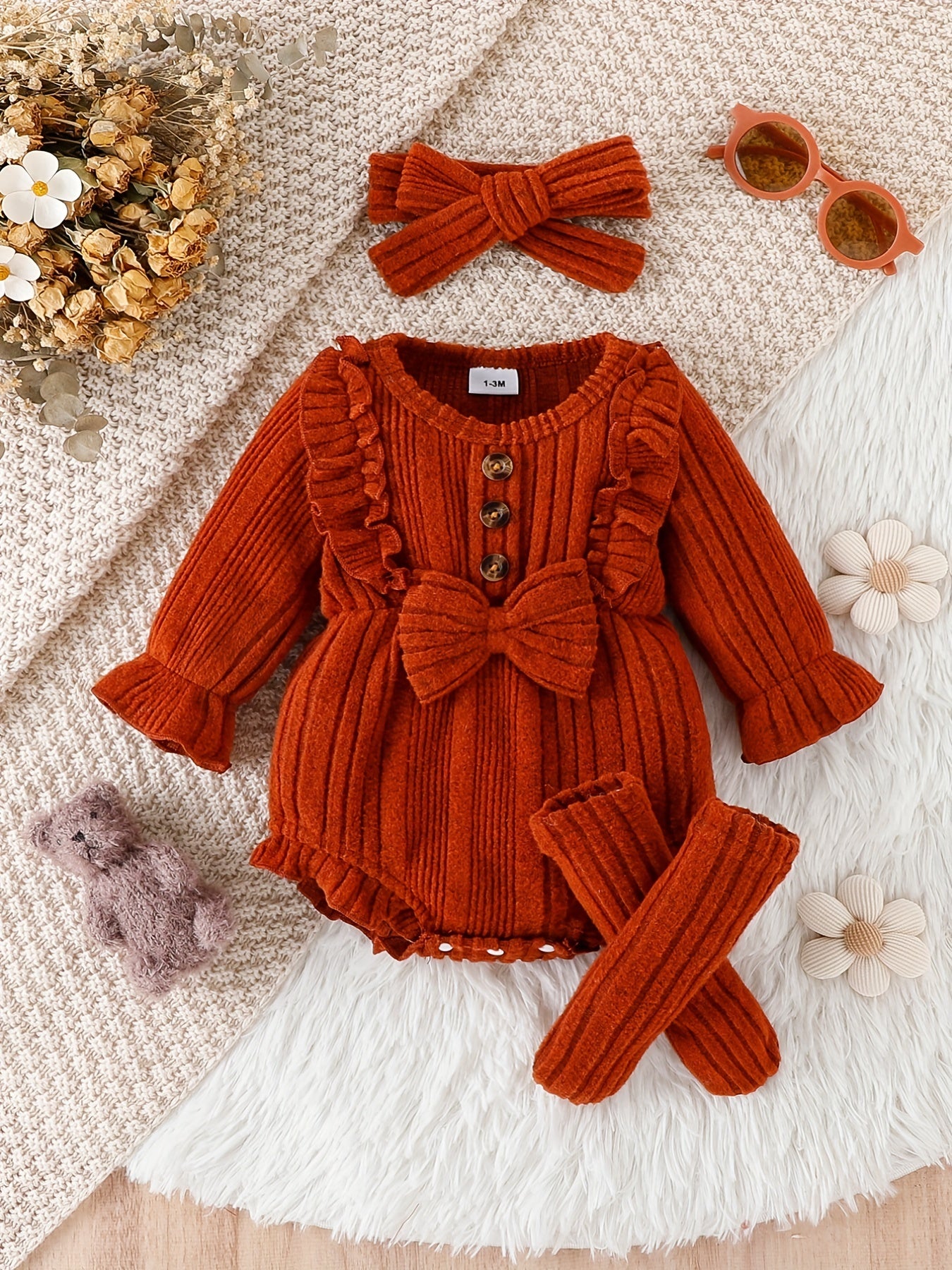 Ensemble 3 pièces bébé fille – Body à volants dentelle + bandeau + chaussettes