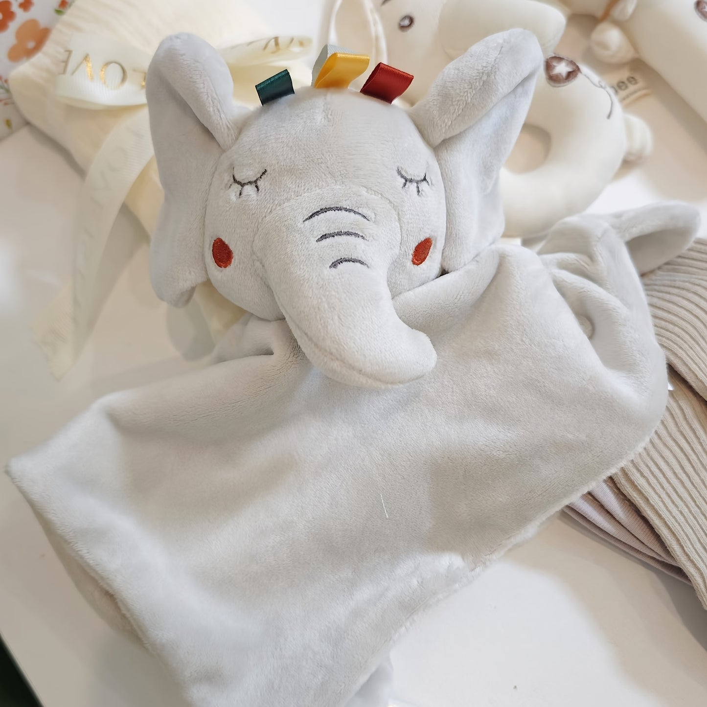 Coffret cadeau naissance 5 pièces – Mixte fille/garçon avec couverture, doudou éléphant et accessoires