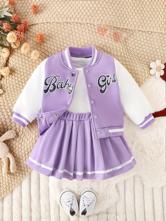Ensemble 2 pièces fille style preppy – Veste type baseball + jupe plissée "BABY GIRL"