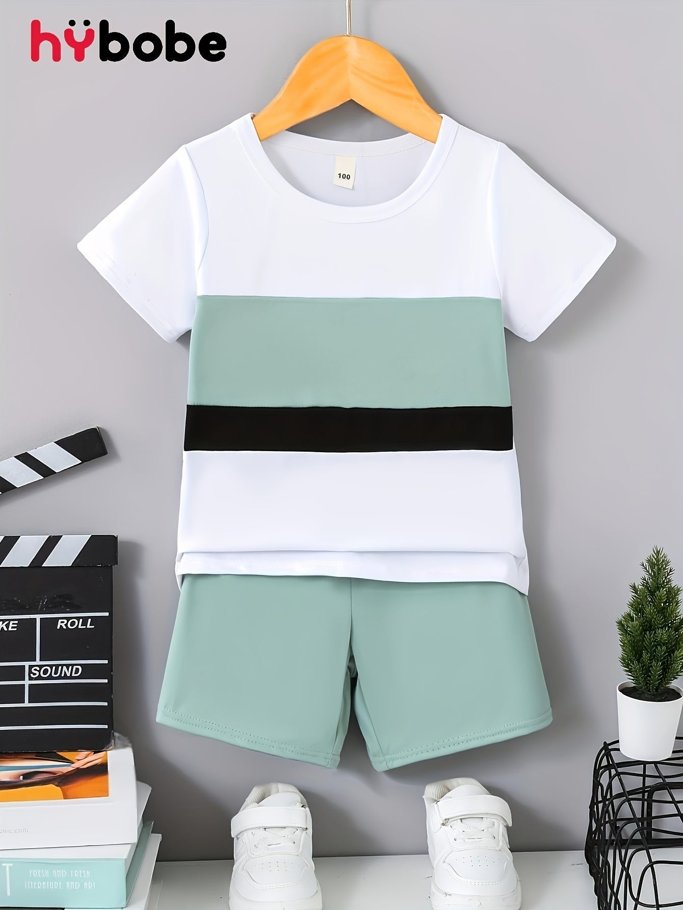Ensemble garçon 2 pièces – T-shirt bicolore à manches courtes + short uni