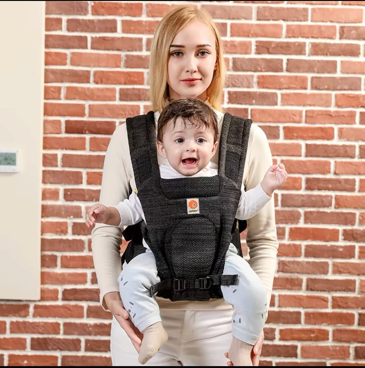 porte-bébé Aerloom noire